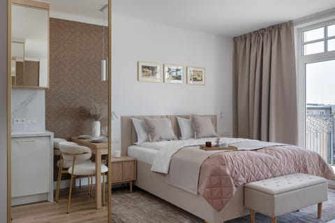 Bed, Living room, Seating area