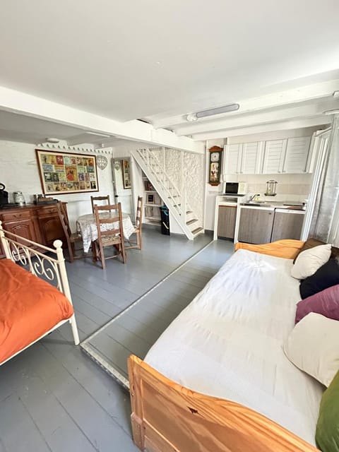 Dining area, Bedroom