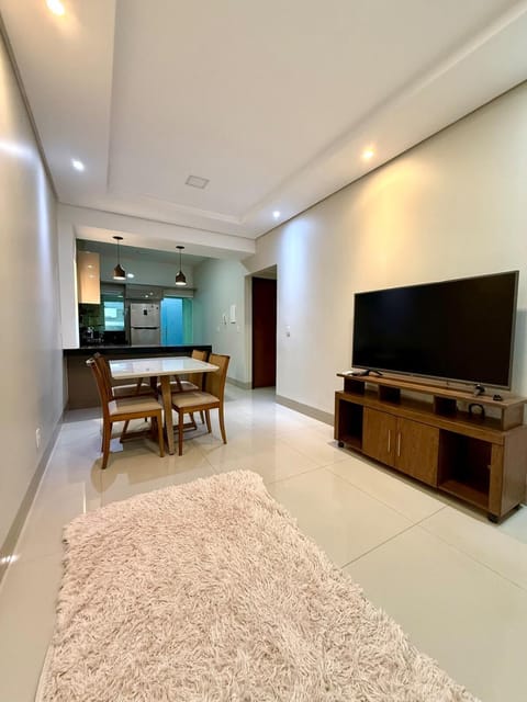 Communal lounge/ TV room, TV and multimedia, Kitchen or kitchenette, Living room, Seating area, Dining area