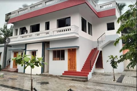 Property building, Facade/entrance, View (from property/room)