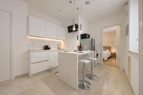 Coffee/tea facilities, Kitchen or kitchenette