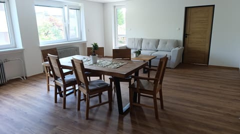 Living room, Seating area, Dining area