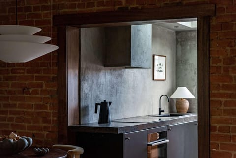 Coffee/tea facilities, Kitchen or kitchenette, microwave, oven