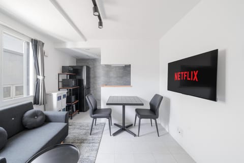 TV and multimedia, Living room, Dining area