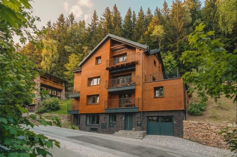 Property building, Day