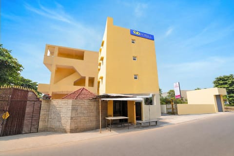 Property building, Facade/entrance