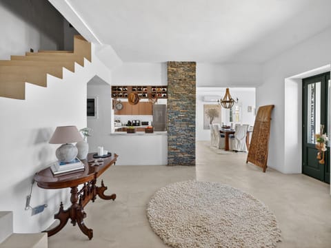 Living room, Dining area, kitchen