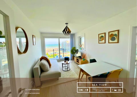 Living room, Seating area, Dining area, Sea view