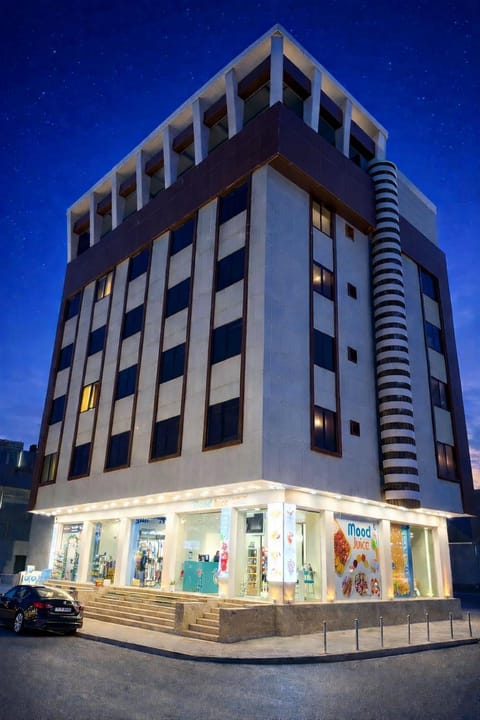 Property building, Location
