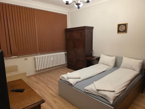 Bed, Bedroom, wardrobe