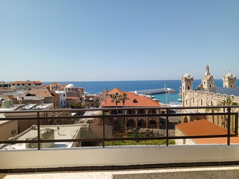 Nearby landmark, Natural landscape, View (from property/room), Balcony/Terrace, City view, Sea view