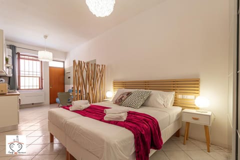 Bed, Photo of the whole room, Bedroom, towels, wardrobe