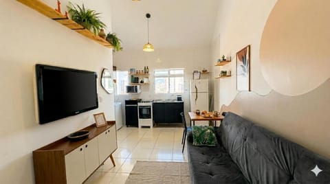 Communal lounge/ TV room, Living room, Seating area, Dining area, oven