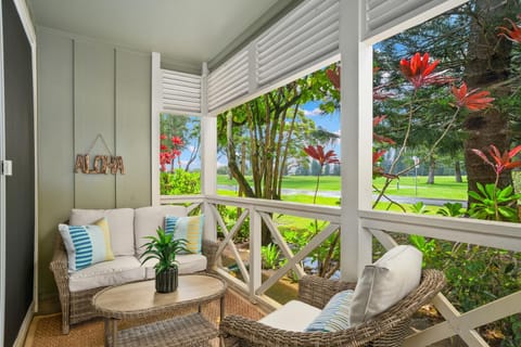 Patio, Day, Natural landscape, Garden, View (from property/room), Seating area, furniture