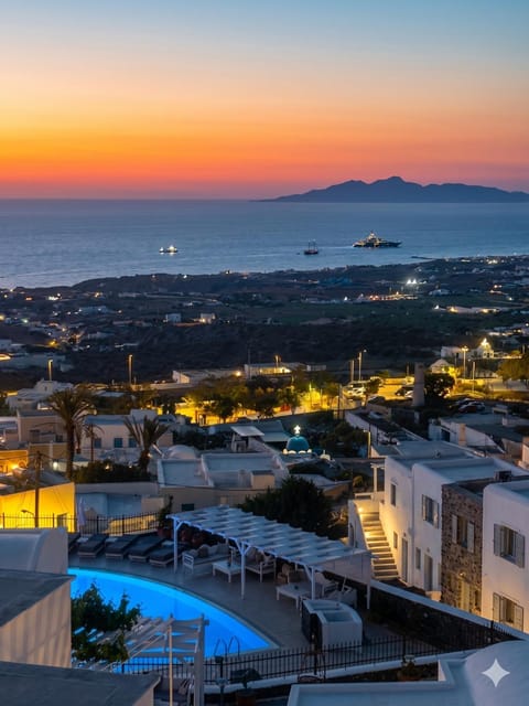 View (from property/room), City view, Sea view