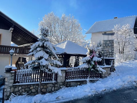 Guest House Vila Djokic Bed and Breakfast in Zlatibor