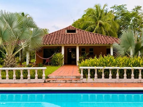 Property building, Garden, Pool view, Swimming pool
