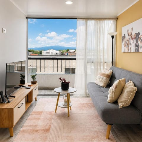 Natural landscape, TV and multimedia, Balcony/Terrace, Living room