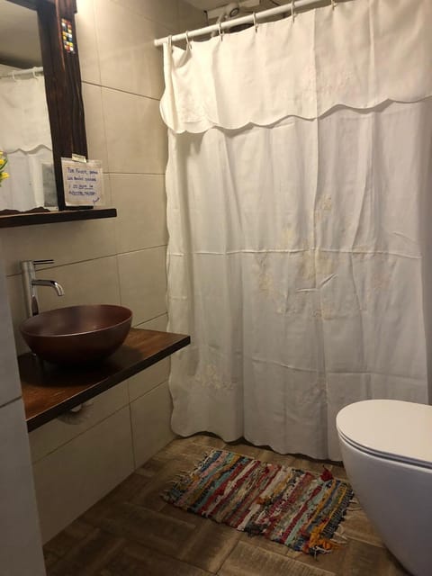 Shower, Toilet, Bathroom, Public Bath