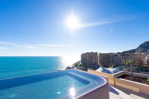 Sea view, Swimming pool