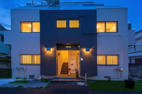 Property building, Facade/entrance