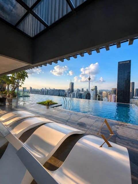 Day, Natural landscape, View (from property/room), Balcony/Terrace, Pool view, Swimming pool, sunbed