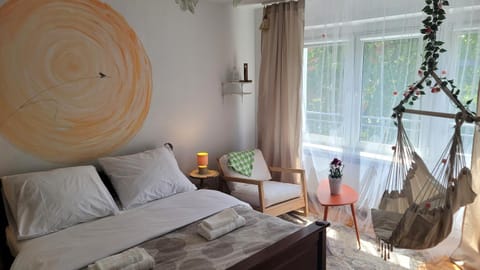 Seating area, Bedroom