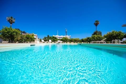 Nearby landmark, Natural landscape, Pool view, Swimming pool, sunbed