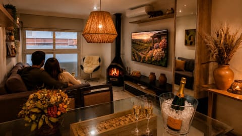 Living room, Seating area, Drinks, fireplace