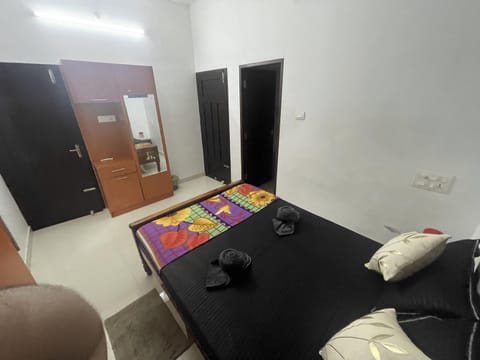 Bed, Bedroom, wardrobe