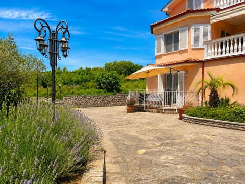 Property building, Garden