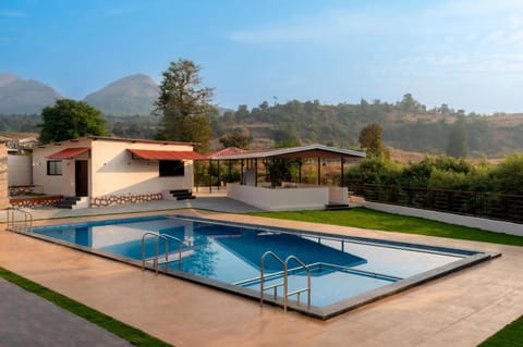 Natural landscape, Mountain view, Pool view, Swimming pool