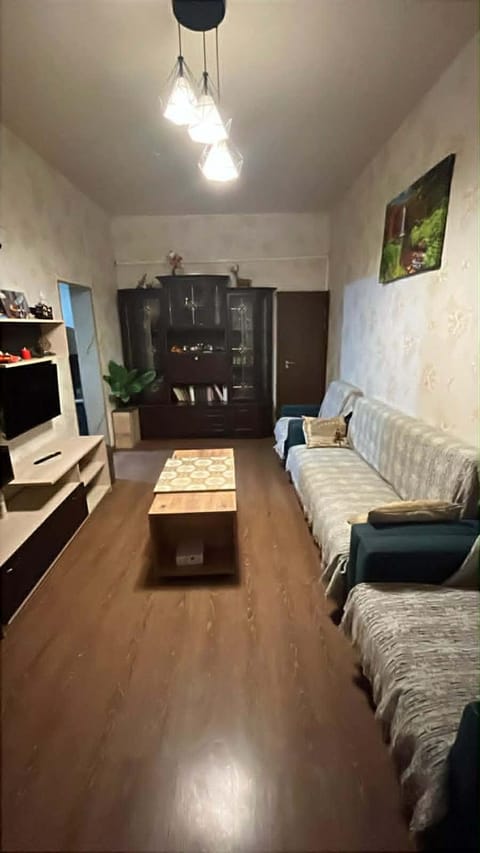 Bed, Living room, Photo of the whole room, Bedroom