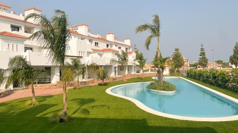 Garden, Swimming pool