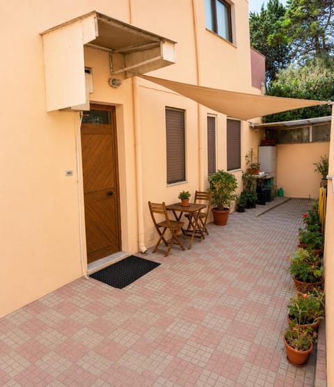 Property building, Balcony/Terrace