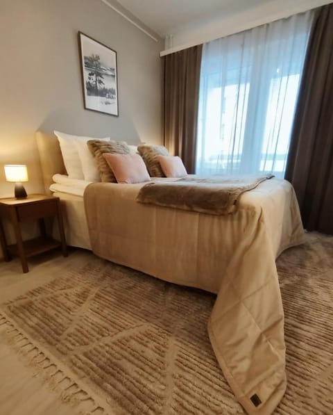 Bed, Living room, Bedroom