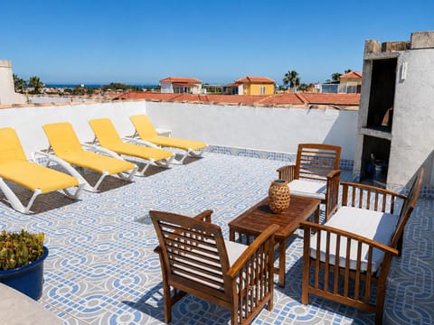 View (from property/room), Balcony/Terrace, sunbed