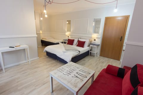 Bed, Photo of the whole room