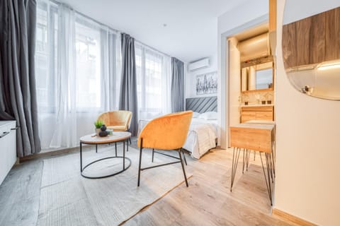 Photo of the whole room, Seating area, Bedroom