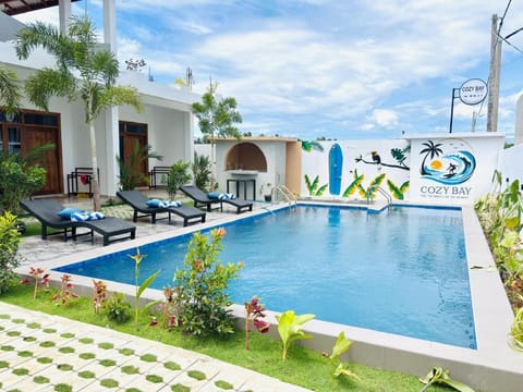 Balcony/Terrace, Pool view, Swimming pool, sunbed