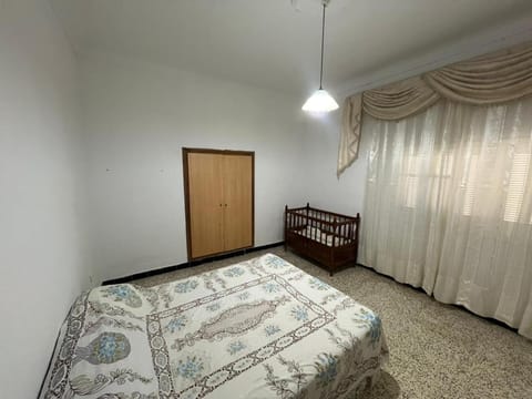 Bed, Photo of the whole room, Bedroom, cot, wardrobe