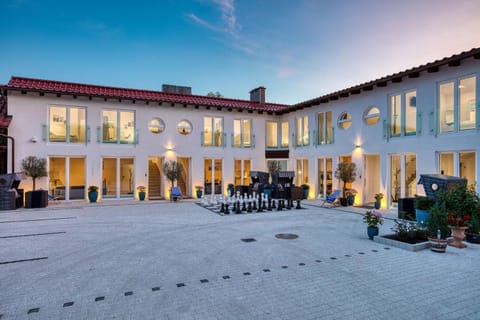 Property building, Location, Inner courtyard view