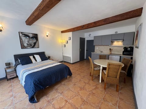 Dining area, Bedroom
