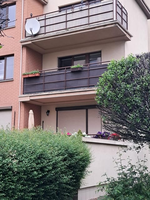Property building, Balcony/Terrace