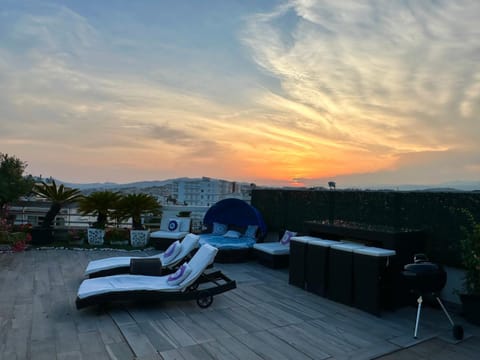 Patio, Patio, Balcony/Terrace, Balcony/Terrace, Entertainment, Entertainment