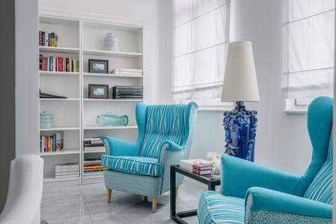 Communal lounge/ TV room, Seating area