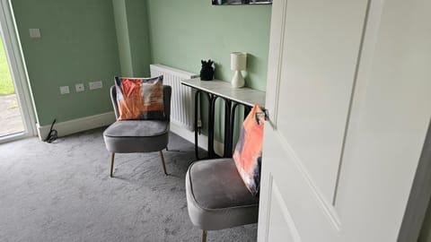 Seating area, furniture