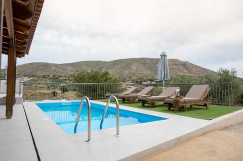 Mountain view, Swimming pool
