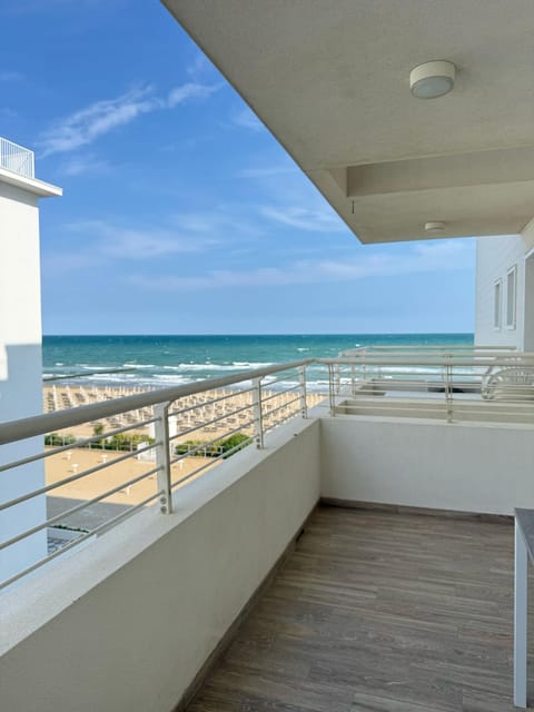 RESIDENCE FARO - WALTERIGATO Apartments SOLO PER FAMIGLIE Apartment in Lido di Jesolo