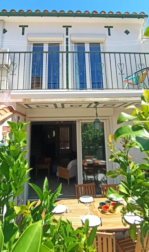 Patio, Balcony/Terrace, Dining area